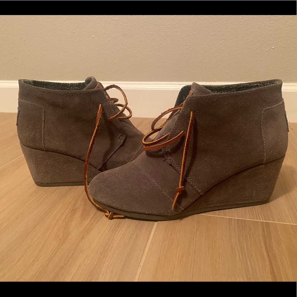 TOMS Grey Wedges